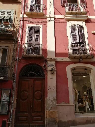 Appartement La Dimora Di Re Carlo à Cagliari Extérieur photo